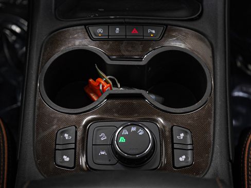 Used 2021 GMC Acadia AT4 image 21