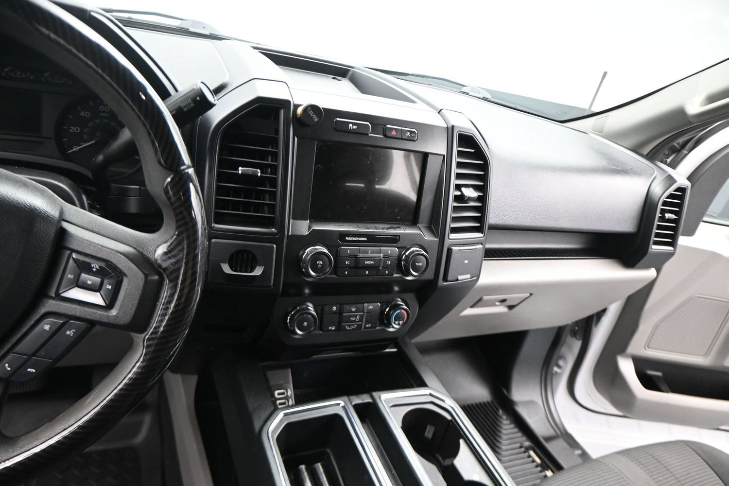 Used 2019 Ford F150 XL w/ Equipment Group 101A Mid RWD image 22