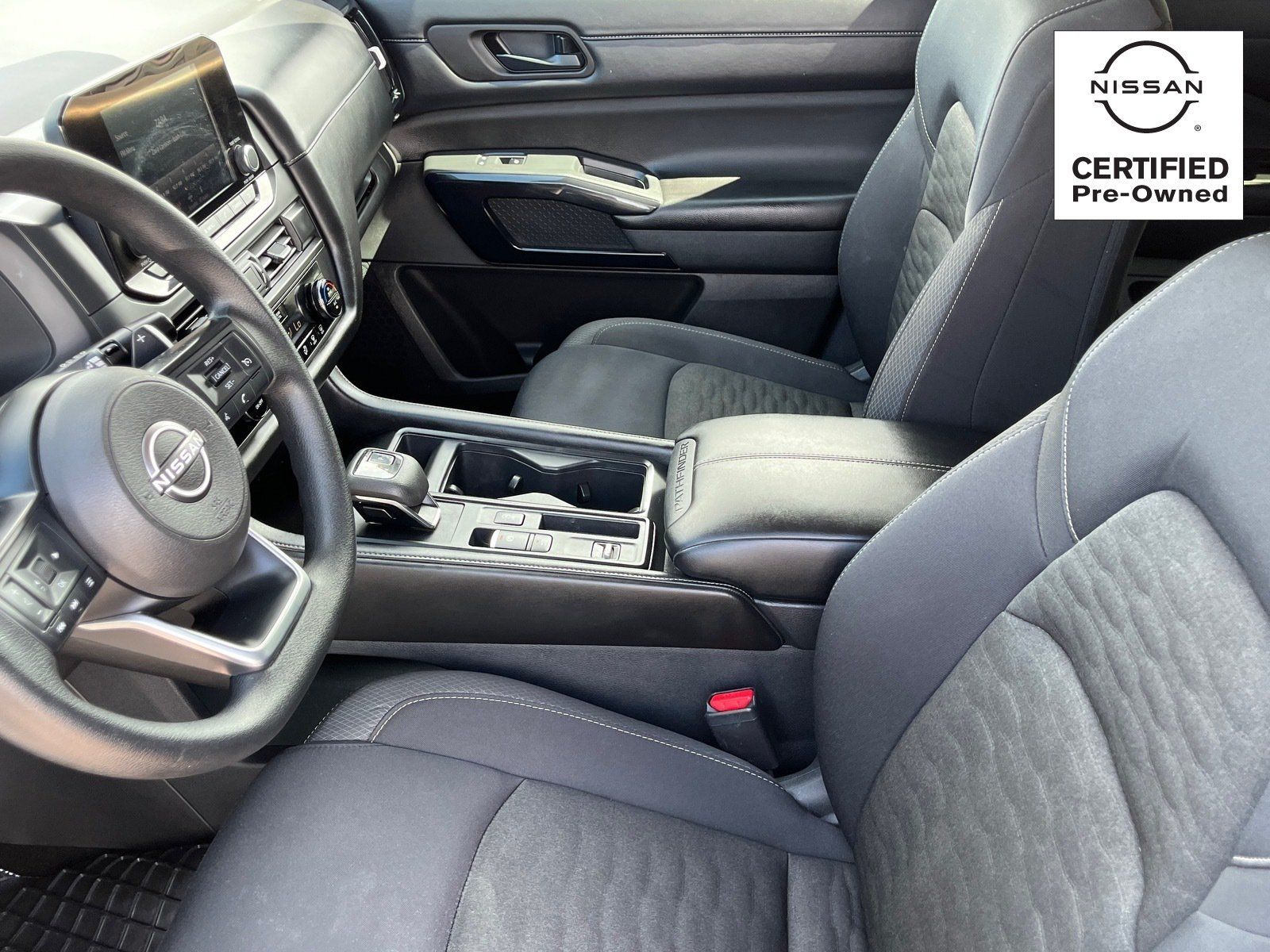 Certified 2025 Nissan Pathfinder S FWD image 17