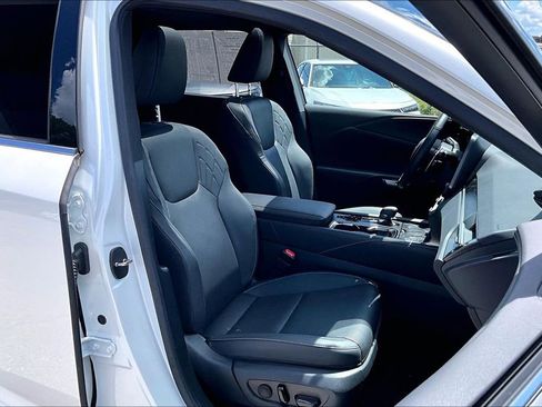 Used 2024 Lexus RX 350 Premium w/ Cold Area Package FWD image 9