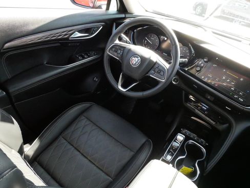 Used 2023 Buick Envision Avenir AWD/4WD image 9