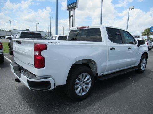 Used 2025 Chevrolet Silverado 1500 Custom RWD image 5