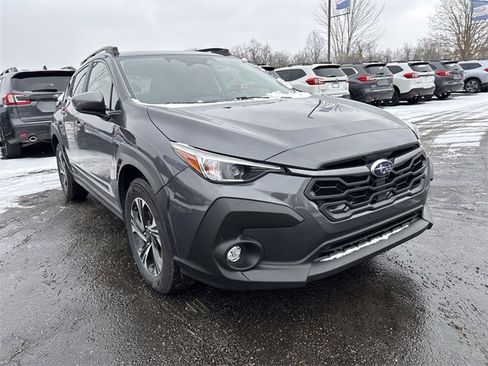 Used 2024 Subaru Crosstrek 2.0i Premium image 2