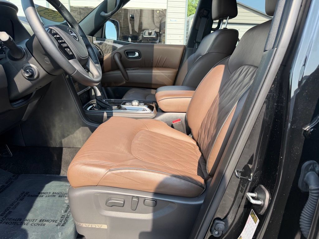 Used 2024 Nissan Armada Platinum w/ Cargo Package AWD/4WD image 32