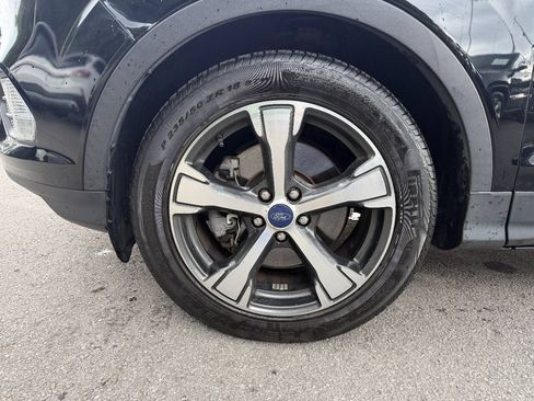 Used 2018 Ford Escape SEL AWD/4WD image 10