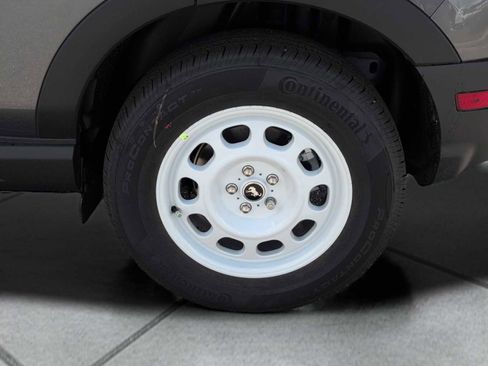 New 2025 Ford Bronco Sport Heritage w/ Convenience Package image 17