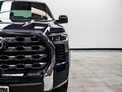 Used 2022 Toyota Tundra Platinum image 4