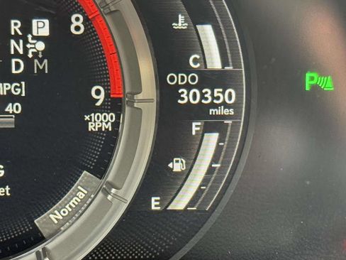 Used 2021 Lexus LC 500 Convertible w/ Touring Package RWD image 30