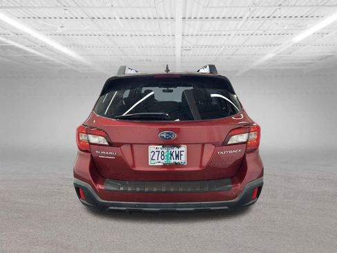 Used 2018 Subaru Outback 2.5i Limited image 4