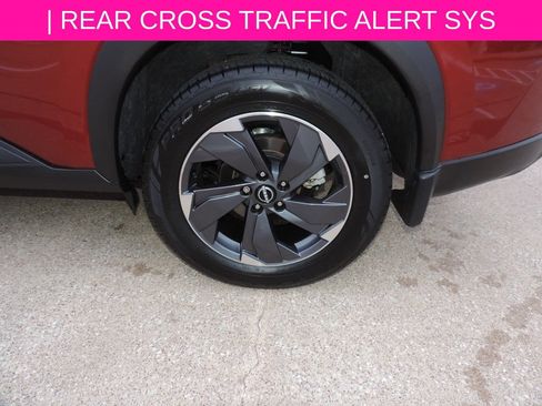 Certified 2025 Nissan Rogue SV FWD image 14