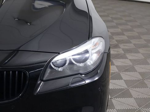 Used 2015 BMW 550i xDrive Sedan AWD/4WD image 14