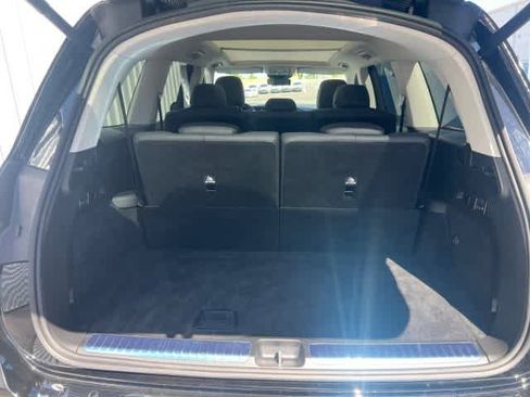 Used 2026 Mercedes-Benz GLS 450 4MATIC image 11