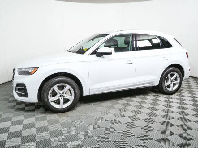 Used 2024 Audi Q5 2.0T Premium w/ Convenience Package AWD/4WD image 30