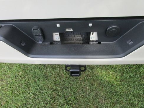 New 2026 Chevrolet Silverado 1500 Custom RWD image 10