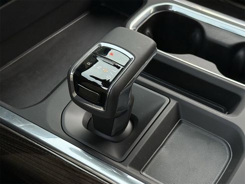 New 2026 Chevrolet Silverado 1500 LT w/ Texas Edition Plus image 17