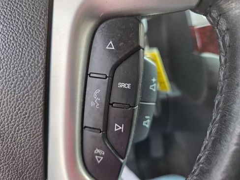 Used 2013 Cadillac Escalade Premium AWD/4WD image 28