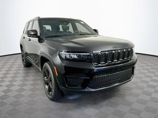 Used 2023 Jeep Grand Cherokee Altitude AWD/4WD video 2