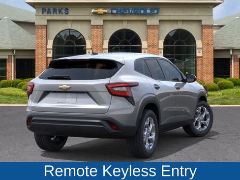 New 2026 Chevrolet Trax LS w/ LS Convenience Package image 5