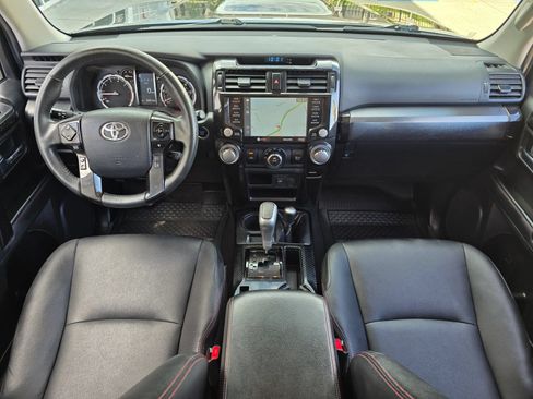 Used 2020 Toyota 4Runner TRD Off-Road Premium AWD/4WD image 9