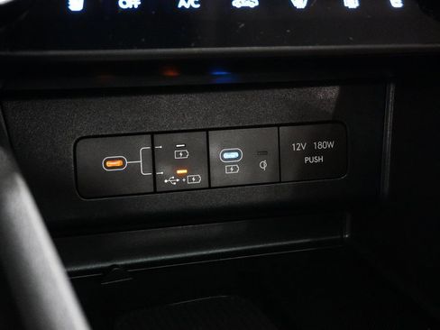 Used 2025 Hyundai Sonata Limited image 31