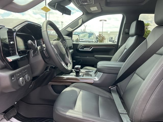 New 2026 Chevrolet Silverado 1500 RST w/ RST All Star Premium Package AWD/4WD image 13