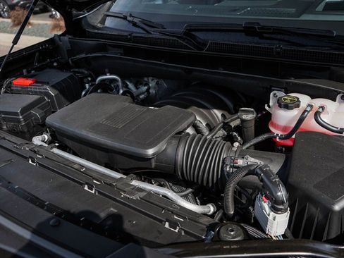 New 2026 GMC Yukon Denali w/ Sun & Power Step Package AWD/4WD image 7