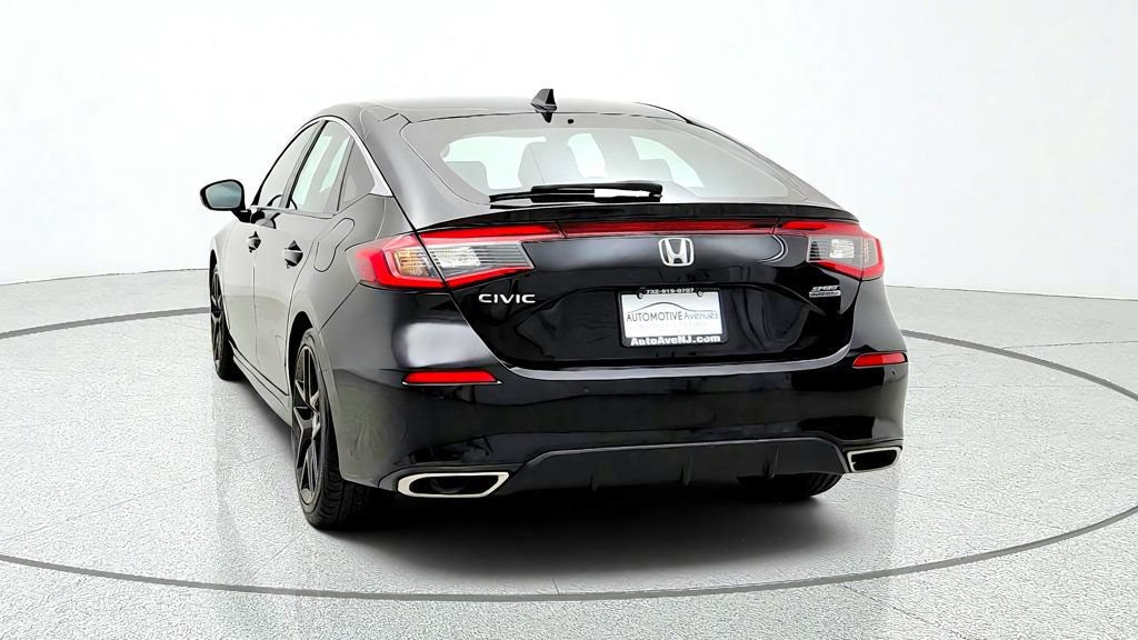 Used 2024 Honda Civic Sport Touring image 6