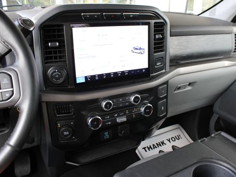 Used 2024 Ford F150 XLT AWD/4WD image 36