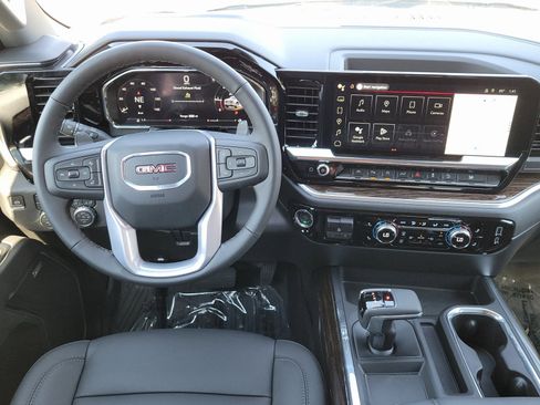 New 2026 GMC Sierra 1500 Elevation w/ Elevation Premium Package image 8