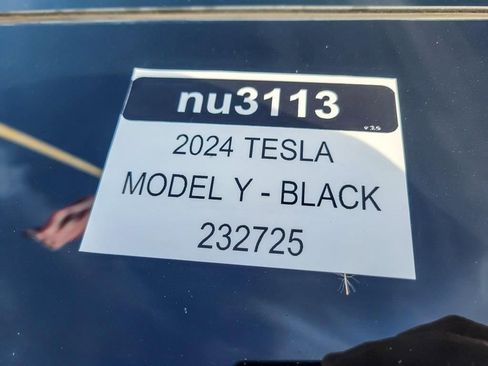 Used 2024 Tesla Model Y Long Range image 23