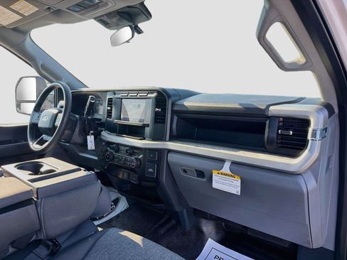 Used 2024 Ford F350 XL AWD/4WD image 26