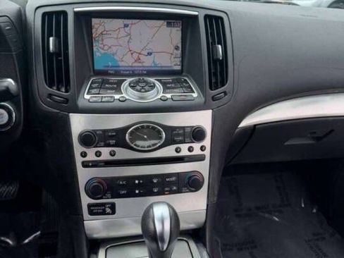 Used 2011 INFINITI G37 Convertible w/ Premium Pkg RWD image 11