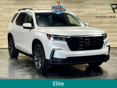 Used 2025 Honda Pilot Elite image 1