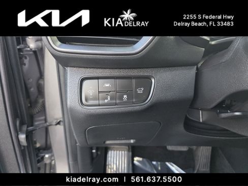 Used 2020 Hyundai Santa Fe Limited image 28