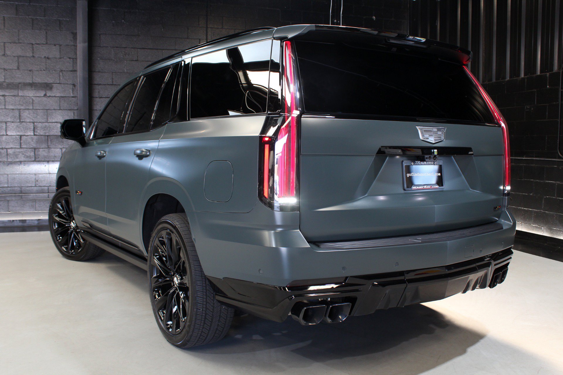 Used 2026 Cadillac Escalade V w/ LPO, ONYX Package AWD/4WD image 13