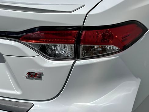 Certified 2023 Toyota Corolla SE w/ SE Premium Package image 25