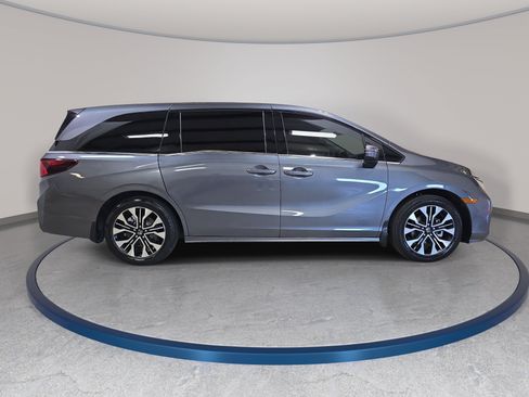 Certified 2025 Honda Odyssey Elite image 5