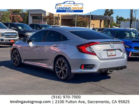Used 2021 Honda Civic Sport image 2