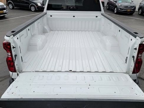 Used 2024 Chevrolet Silverado 3500 LT image 7