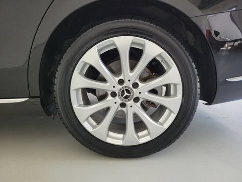 Used 2018 Mercedes-Benz E 300 image 12