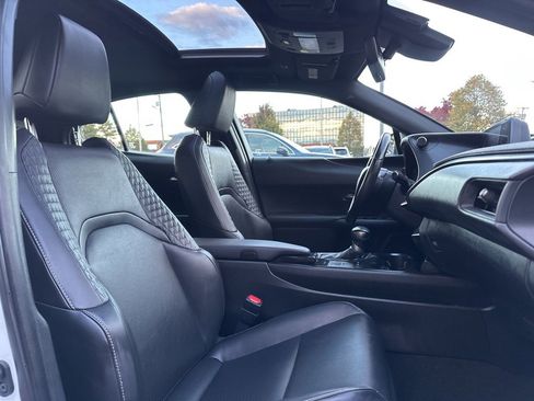 Used 2020 Lexus UX 250h w/ Premium Package image 14