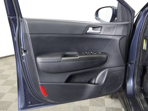 Used 2021 Kia Sportage LX FWD image 19