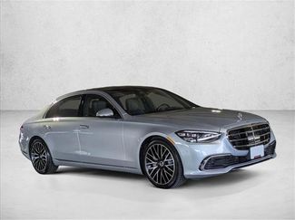 Used 2023 Mercedes-Benz S 580 4MATIC Sedan video 3