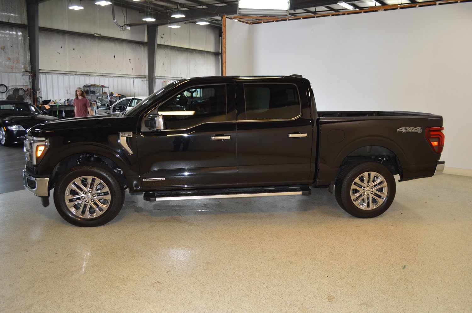 Used 2025 Ford F150 Lariat w/ Equipment Group 501A Mid AWD/4WD image 6