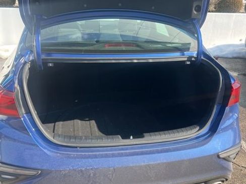 Used 2021 Kia Forte LXS image 5