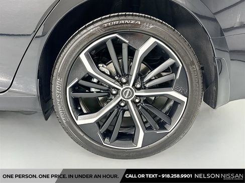 Certified 2025 Nissan Altima 2.5 SR w/ SR Premium Package AWD/4WD image 29