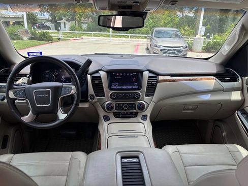 Used 2016 GMC Yukon XL Denali w/ Open Road Package AWD/4WD image 21