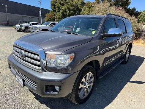 Used 2014 Toyota Sequoia Limited AWD/4WD image 1