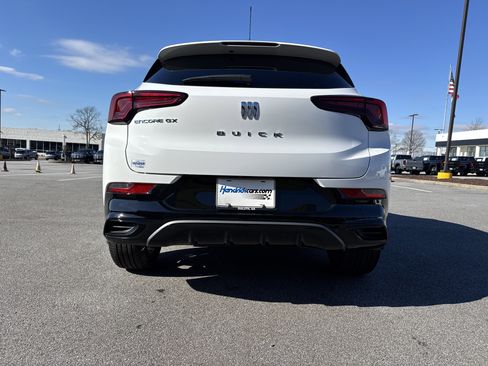 Used 2026 Buick Encore GX Sport Touring w/ Comfort Package image 9