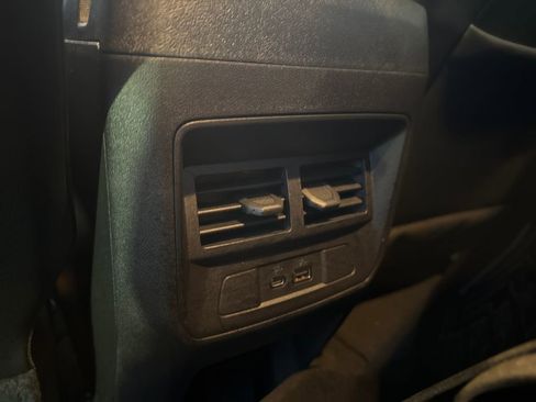 Used 2024 Chevrolet Colorado ZR2 w/ ZR2 Convenience Package III image 32